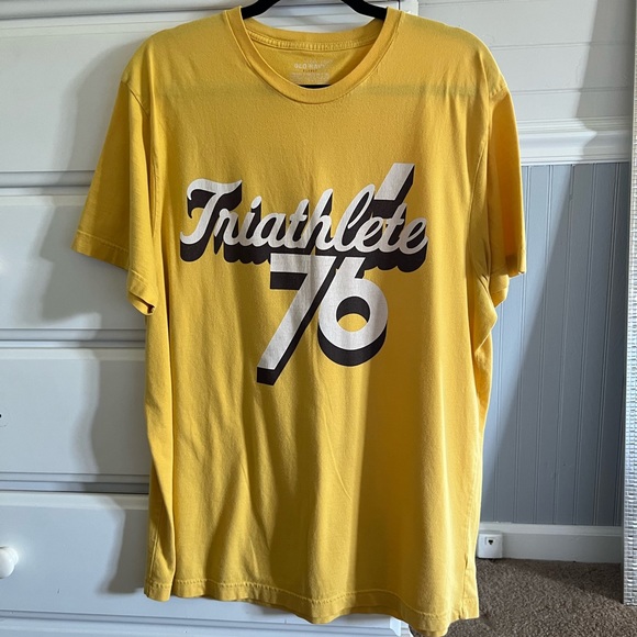 Tops - Old Navy T-Shirt